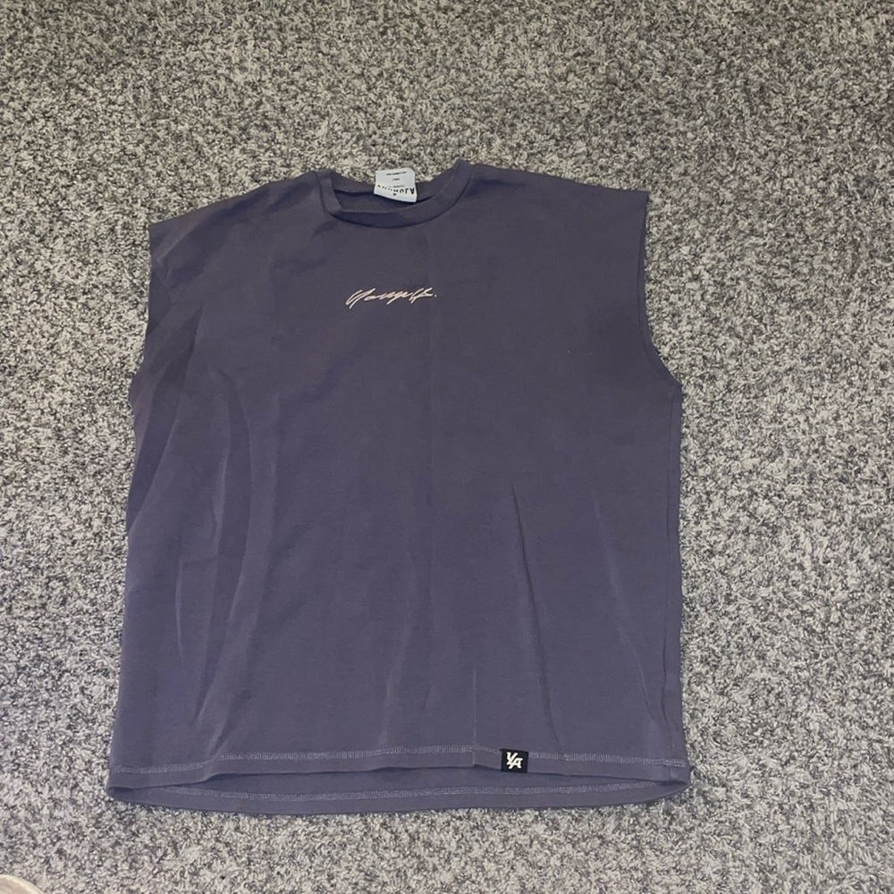 Young LA men’s Large Muscle Shirt